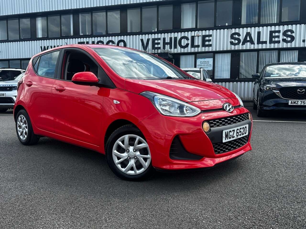 A 2019 HYUNDAI I10 1.0 SE Hatchback 5dr Petrol Manual Euro 6 (67 ps) GOOD SERVICE HISTORY, DAB A 2019 HYUNDAI I10 1.0 SE Hatchback 5dr Petrol Manual Euro 6 (67 ps) GOOD SERVICE HISTORY, DAB