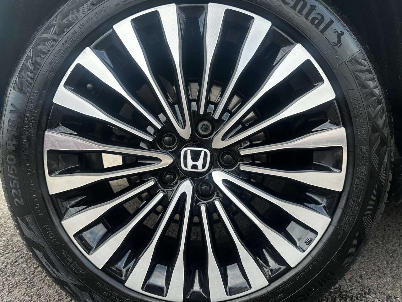 A 2024 HONDA ENY1 68.8kWh Elegance SUV 5dr Electric Auto (204 ps) REVERSING CAMERA, SAT NAV A 2024 HONDA ENY1 68.8kWh Elegance SUV 5dr Electric Auto (204 ps) REVERSING CAMERA, SAT NAV