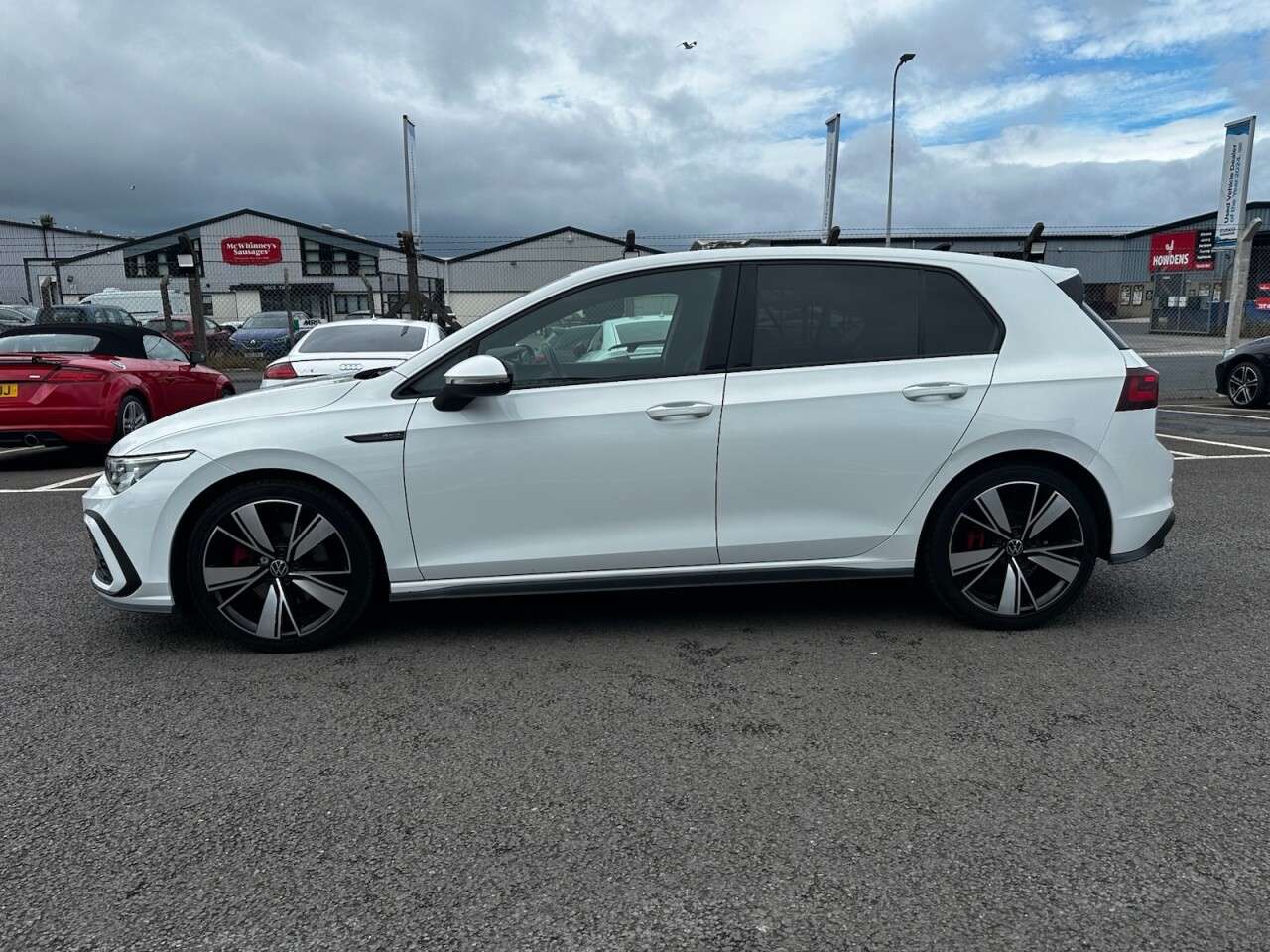 A 2021 VOLKSWAGEN GOLF 2.0 TDI GTD Hatchback 5dr Diesel DSG Euro 6 (s/s) (200 ps) GOOD SERVICE HIS A 2021 VOLKSWAGEN GOLF 2.0 TDI GTD Hatchback 5dr Diesel DSG Euro 6 (s/s) (200 ps) GOOD SERVICE HIS