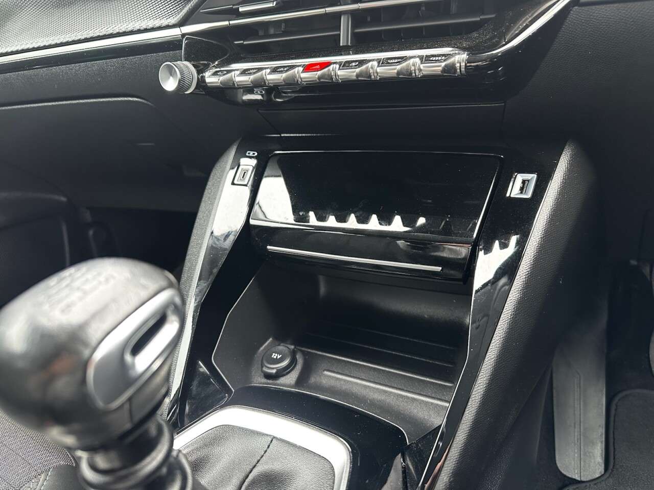 2022 PEUGEOT 208 2022 PEUGEOT 208