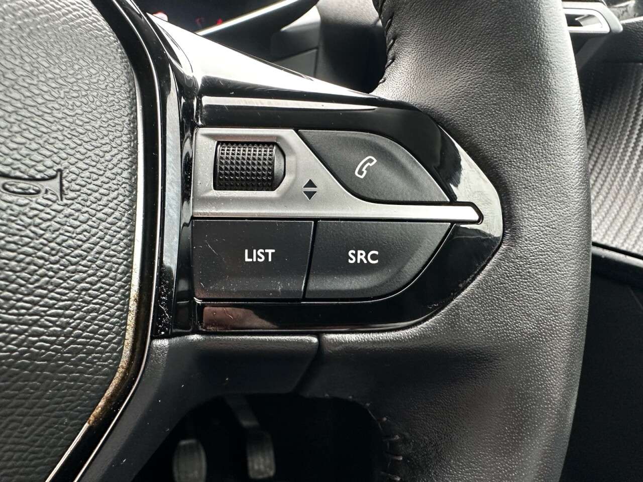 2022 PEUGEOT 208 2022 PEUGEOT 208