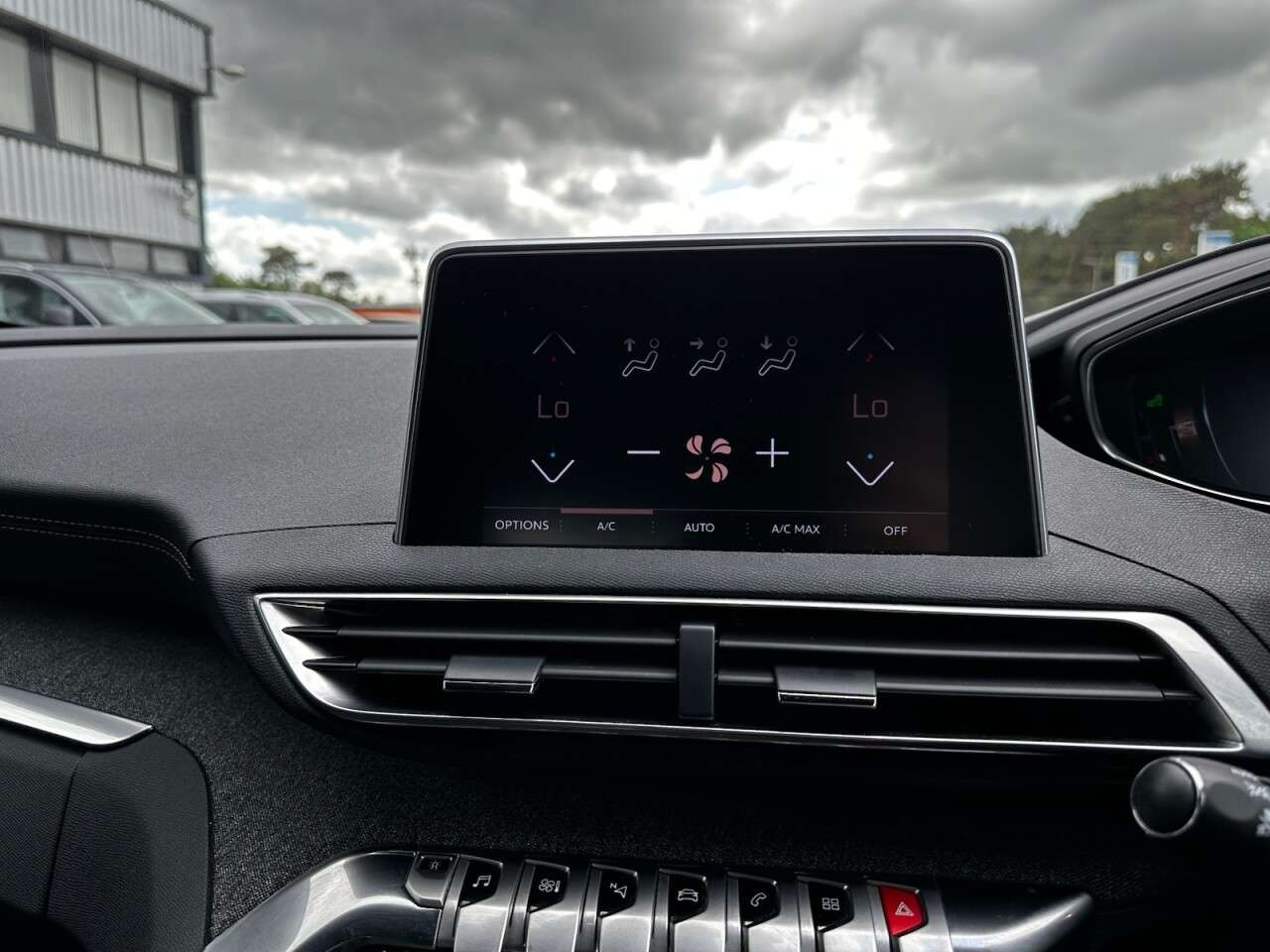 2018 PEUGEOT 3008 2018 PEUGEOT 3008