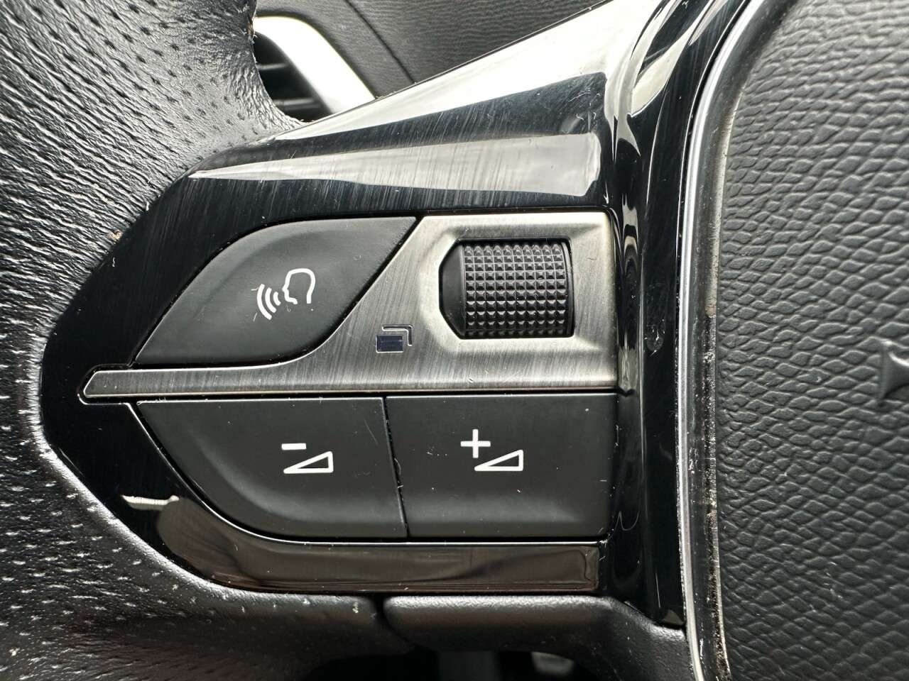 2018 PEUGEOT 3008 2018 PEUGEOT 3008