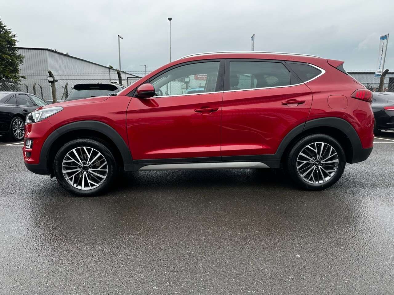 A 2019 HYUNDAI TUCSON 1.6 GDi Premium SUV 5dr Petrol Manual Euro 6 (s/s) (132 ps) LEATHER INTERIO A 2019 HYUNDAI TUCSON 1.6 GDi Premium SUV 5dr Petrol Manual Euro 6 (s/s) (132 ps) LEATHER INTERIO