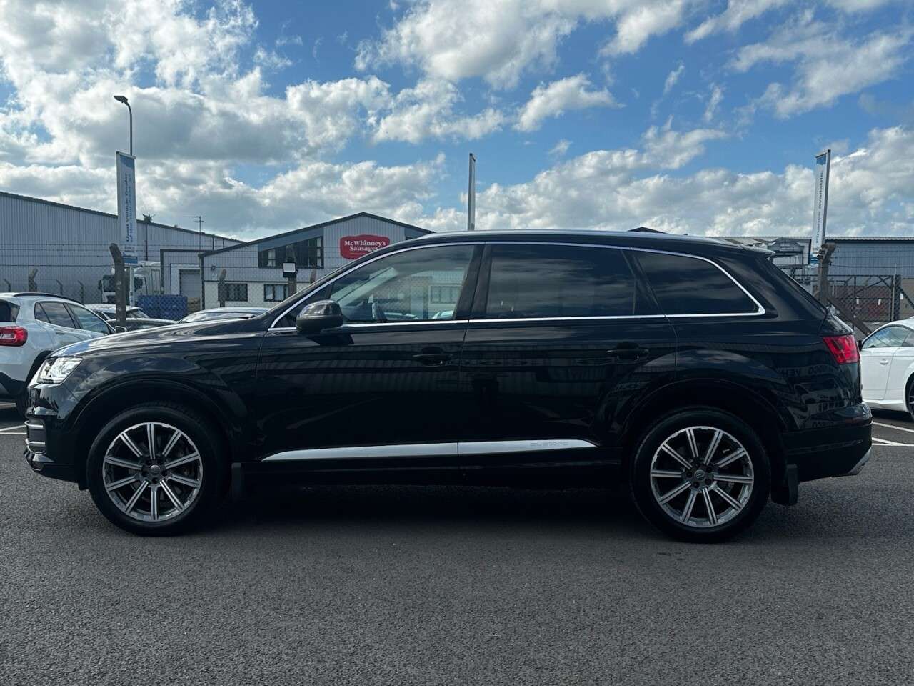 2017 AUDI Q7 2017 AUDI Q7
