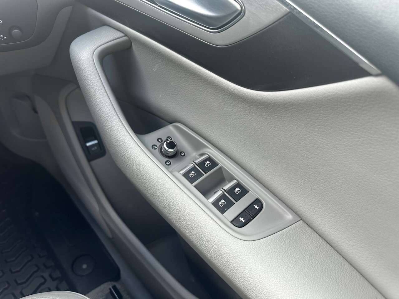 2017 AUDI Q7 2017 AUDI Q7