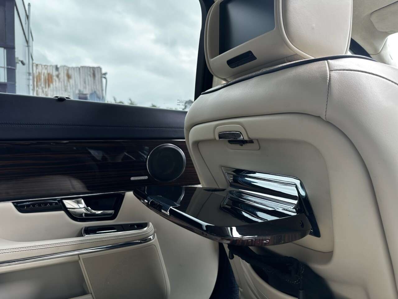 2012 JAGUAR XJ 2012 JAGUAR XJ