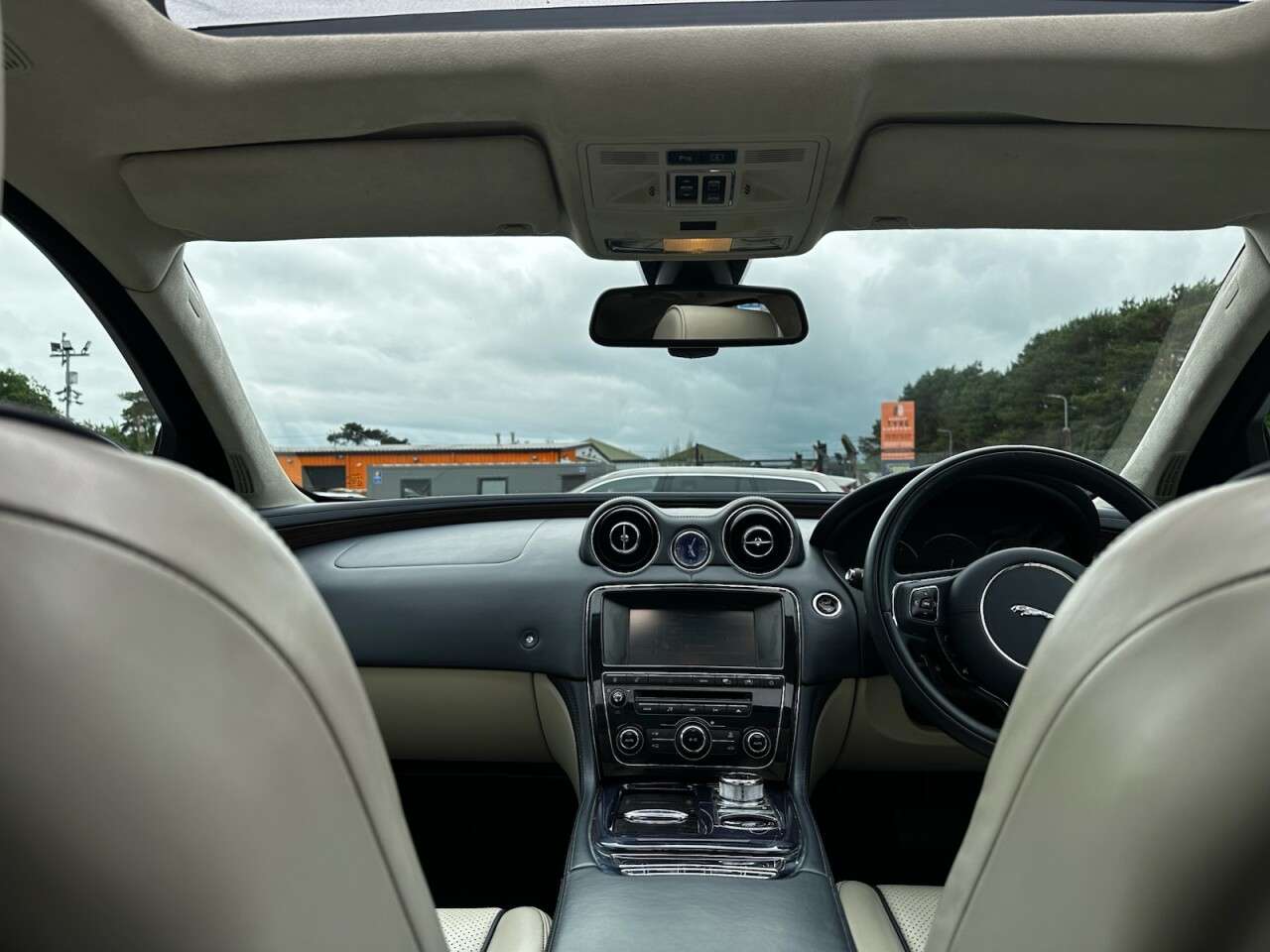 2012 JAGUAR XJ 2012 JAGUAR XJ