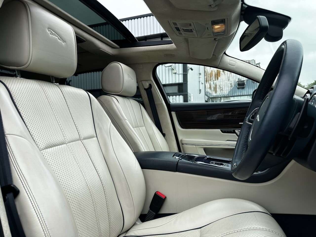 2012 JAGUAR XJ 2012 JAGUAR XJ