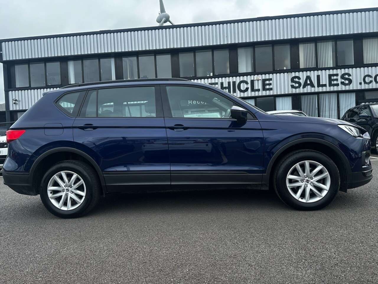 A 2024 SEAT TARRACO 2.0 TDI SE SUV 5dr Diesel DSG Euro 6 (s/s) (150 ps) 7 SEATS, SAT NAV, REVER A 2024 SEAT TARRACO 2.0 TDI SE SUV 5dr Diesel DSG Euro 6 (s/s) (150 ps) 7 SEATS, SAT NAV, REVER