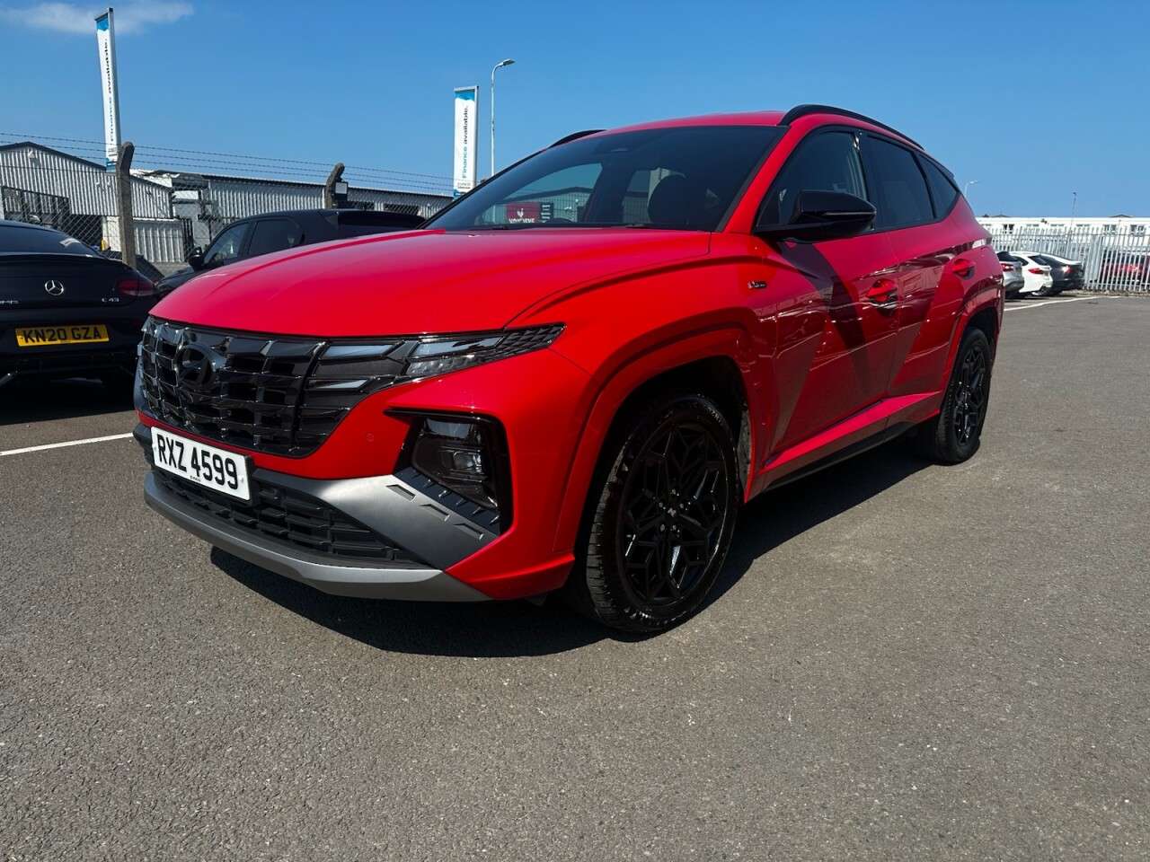 A 2022 HYUNDAI TUCSON 1.6 h T-GDi N Line SUV 5dr Petrol Hybrid Auto Euro 6 (s/s) (230 ps) REVERSI A 2022 HYUNDAI TUCSON 1.6 h T-GDi N Line SUV 5dr Petrol Hybrid Auto Euro 6 (s/s) (230 ps) REVERSI