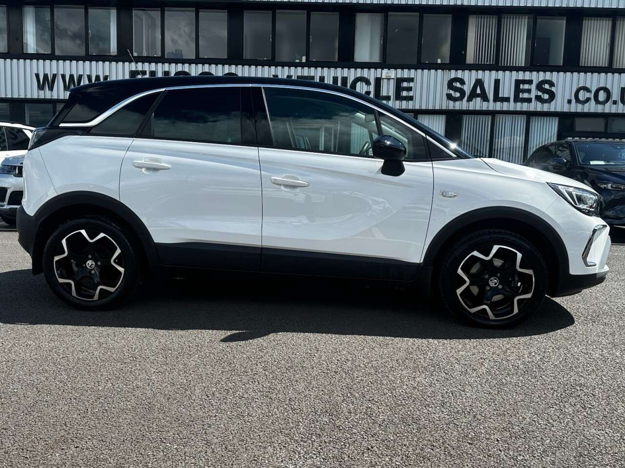 A 2021 VAUXHALL CROSSLAND 1.2 Turbo Elite Nav SUV 5dr Petrol Auto Euro 6 (s/s) (130 ps) HEATED SEATS, A 2021 VAUXHALL CROSSLAND 1.2 Turbo Elite Nav SUV 5dr Petrol Auto Euro 6 (s/s) (130 ps) HEATED SEATS,
