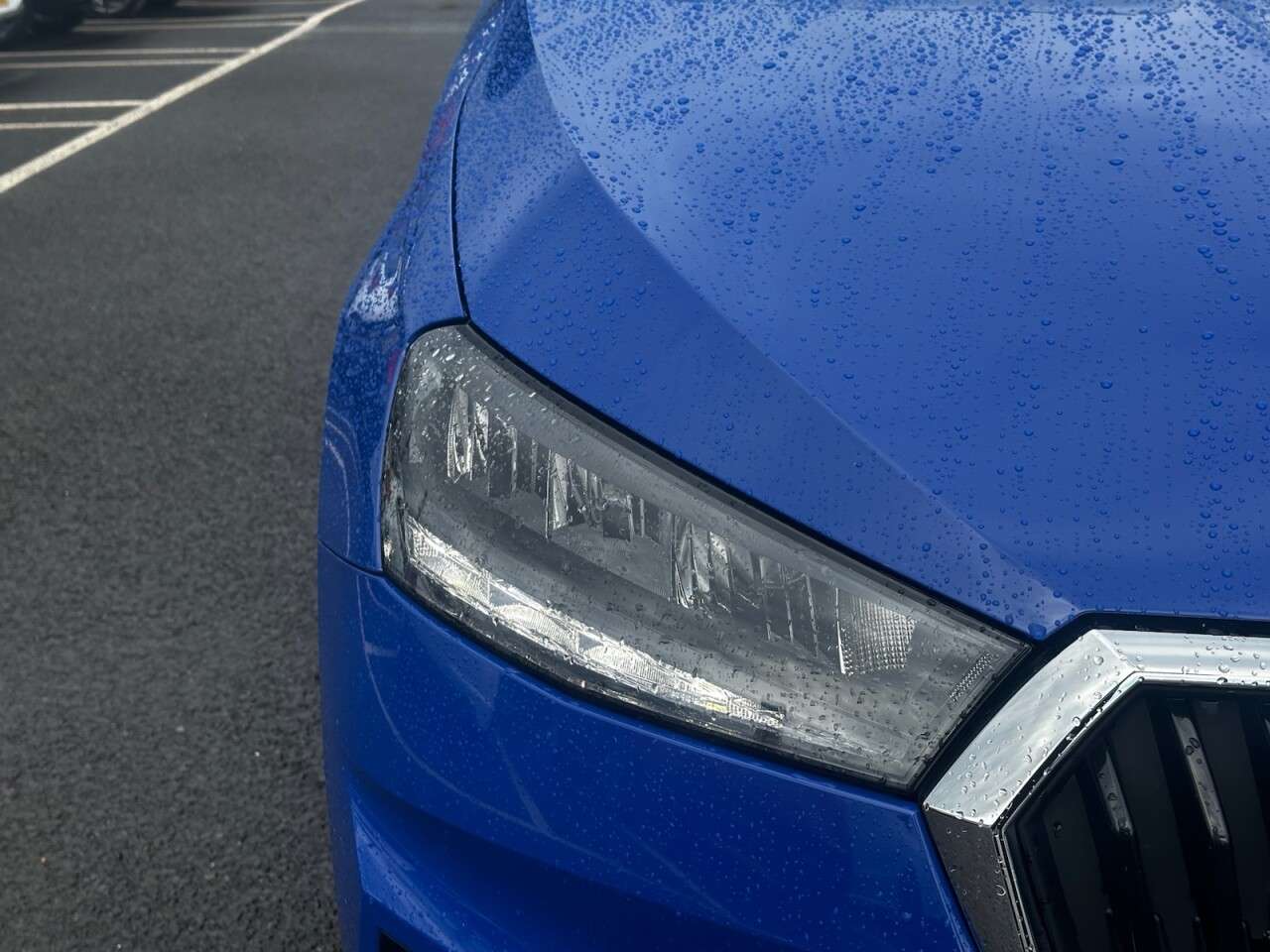 A 2023 SKODA FABIA 1.0 MPI SE Comfort Hatchback 5dr Petrol Manual Euro 6 (s/s) (80 ps) SMARTLI A 2023 SKODA FABIA 1.0 MPI SE Comfort Hatchback 5dr Petrol Manual Euro 6 (s/s) (80 ps) SMARTLI
