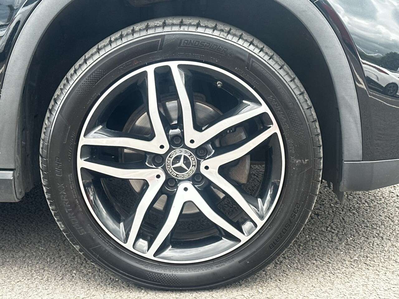A 2020 MERCEDES-BENZ 180 1.6 GLA180 GPF Urban Edition SUV 5dr Petrol 7G-DCT Euro 6 (s/s) (122 ps) HE A 2020 MERCEDES-BENZ 180 1.6 GLA180 GPF Urban Edition SUV 5dr Petrol 7G-DCT Euro 6 (s/s) (122 ps) HE