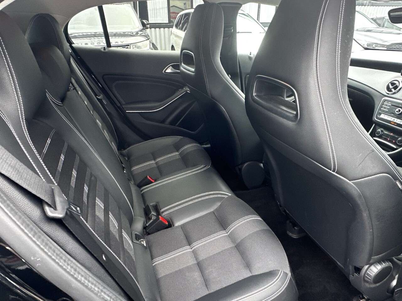 2020 MERCEDES-BENZ 180 2020 MERCEDES-BENZ 180