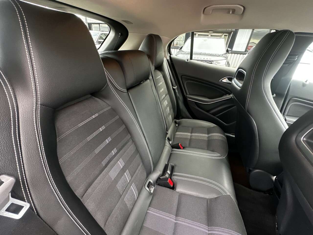 2020 MERCEDES-BENZ 180 2020 MERCEDES-BENZ 180