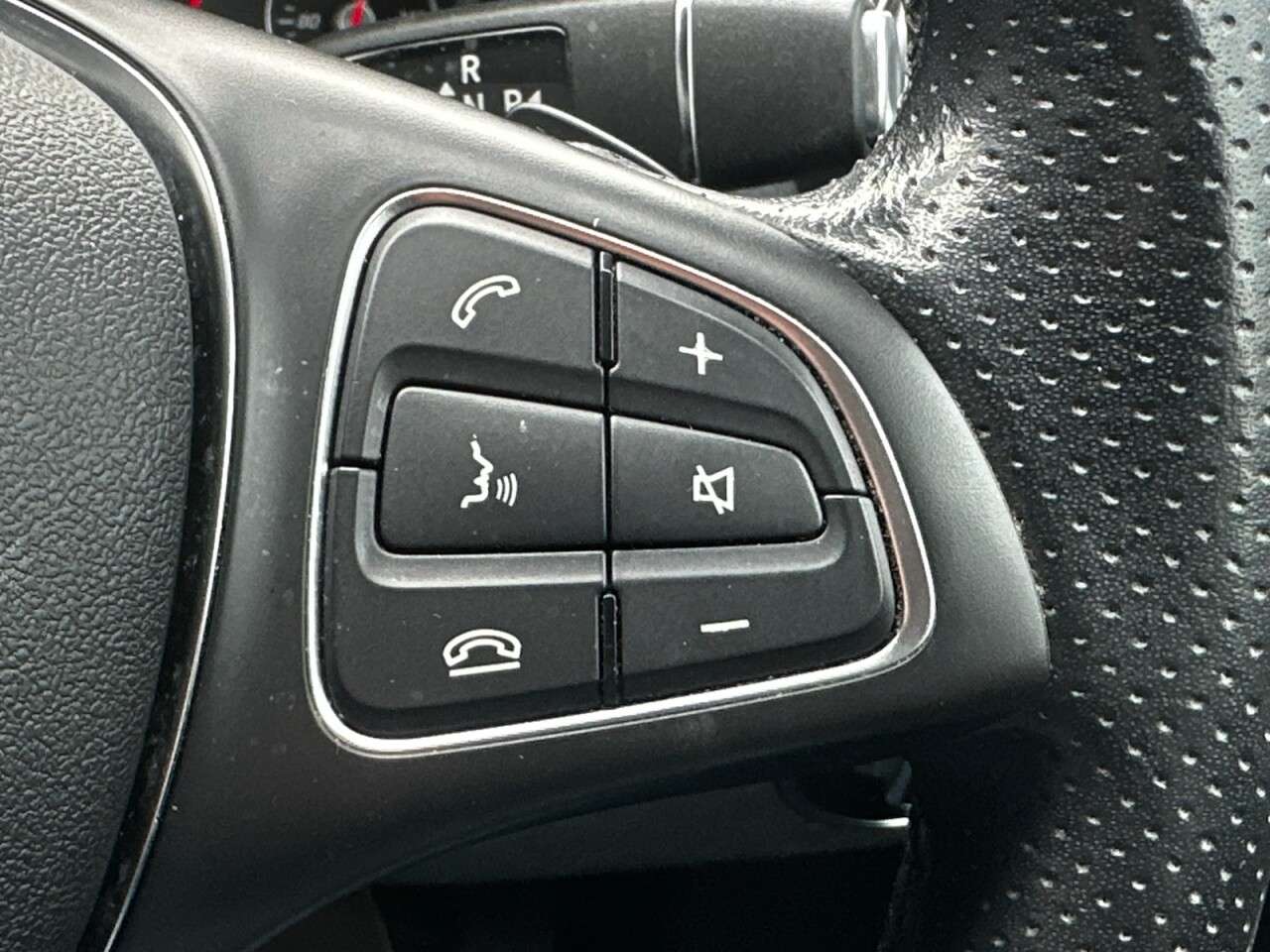 2020 MERCEDES-BENZ 180 2020 MERCEDES-BENZ 180