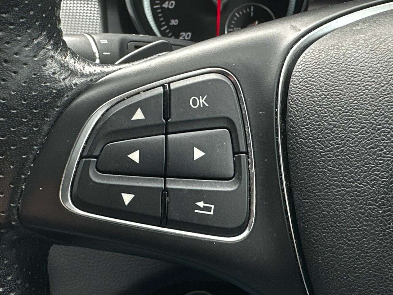 2020 MERCEDES-BENZ 180 2020 MERCEDES-BENZ 180