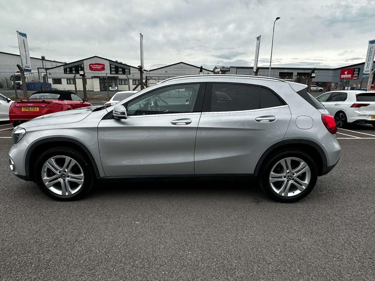 2017 MERCEDES-BENZ 180 2017 MERCEDES-BENZ 180
