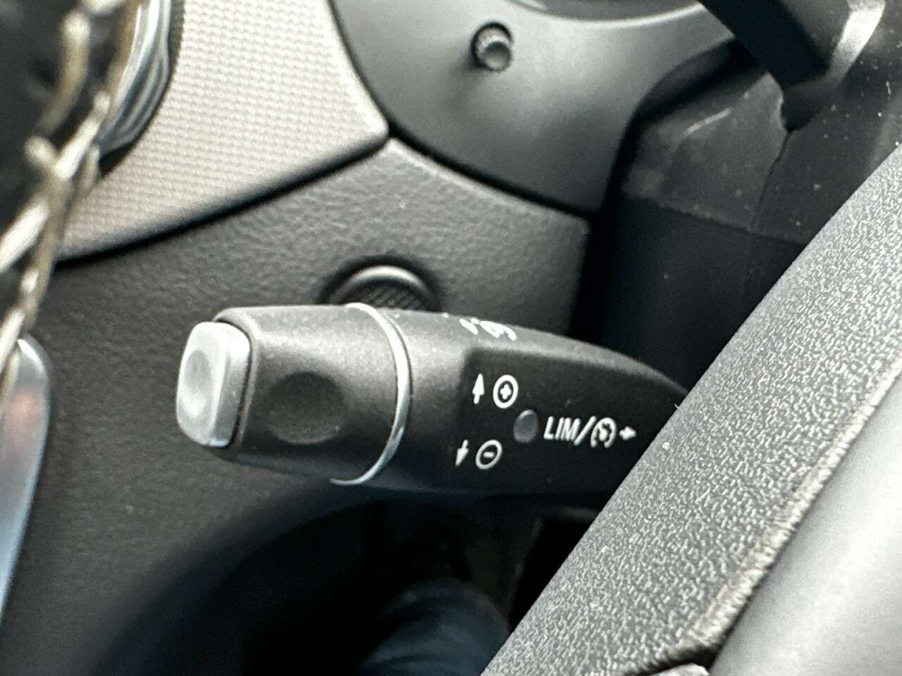 2017 MERCEDES-BENZ 180 2017 MERCEDES-BENZ 180