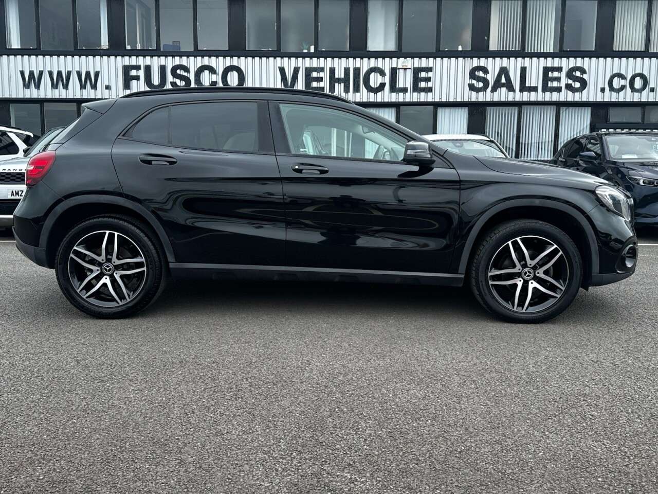 A 2019 MERCEDES-BENZ GLA 1.6 GLA180 Urban Edition SUV 5dr Petrol Manual Euro 6 (s/s) (122 ps) APPLE A 2019 MERCEDES-BENZ GLA 1.6 GLA180 Urban Edition SUV 5dr Petrol Manual Euro 6 (s/s) (122 ps) APPLE