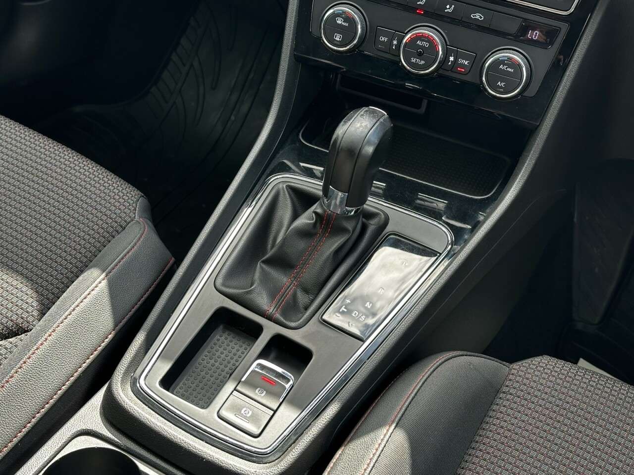 2018 SEAT LEON 2018 SEAT LEON
