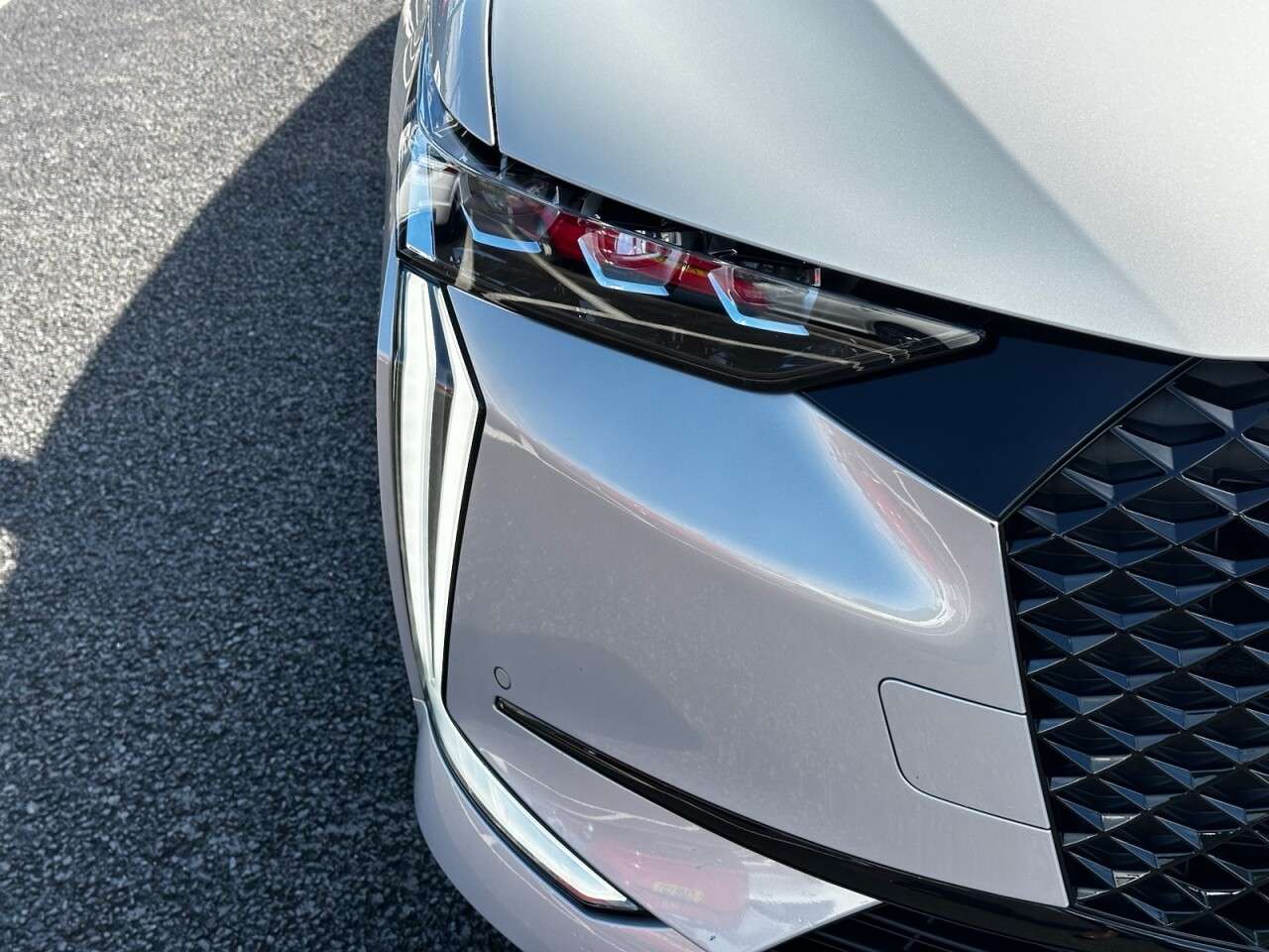 A 2024 DS AUTOMOBILES DS 4 1.2 PureTech Performance Line + Hatchback 5dr Petrol EAT8 Euro 6 (s/s) (130 A 2024 DS AUTOMOBILES DS 4 1.2 PureTech Performance Line + Hatchback 5dr Petrol EAT8 Euro 6 (s/s) (130