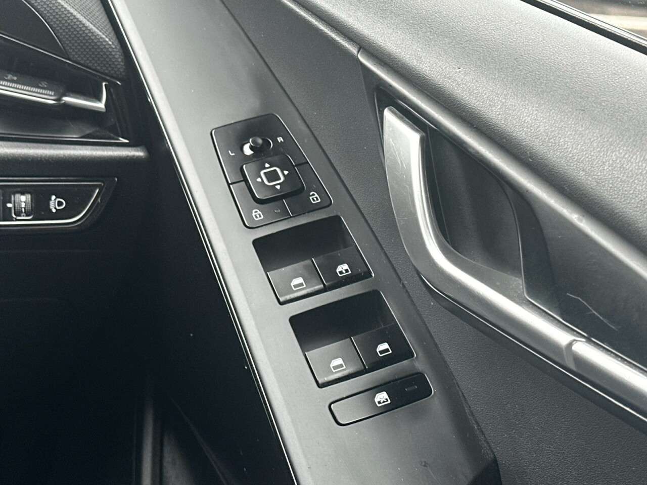 2023 KIA NIRO 2023 KIA NIRO