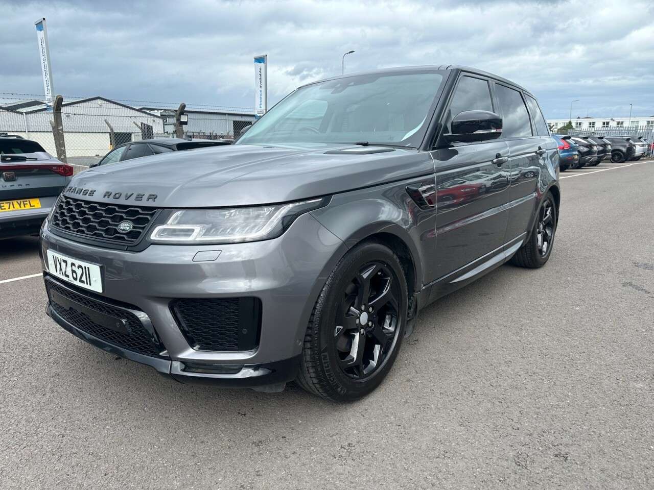 A 2018 LAND ROVER RANGE ROVER SPORT 3.0 SD V6 HSE SUV 5dr Diesel Auto 4WD Euro 6 (s/s) (306 ps) LEATHER INTERIO A 2018 LAND ROVER RANGE ROVER SPORT 3.0 SD V6 HSE SUV 5dr Diesel Auto 4WD Euro 6 (s/s) (306 ps) LEATHER INTERIO