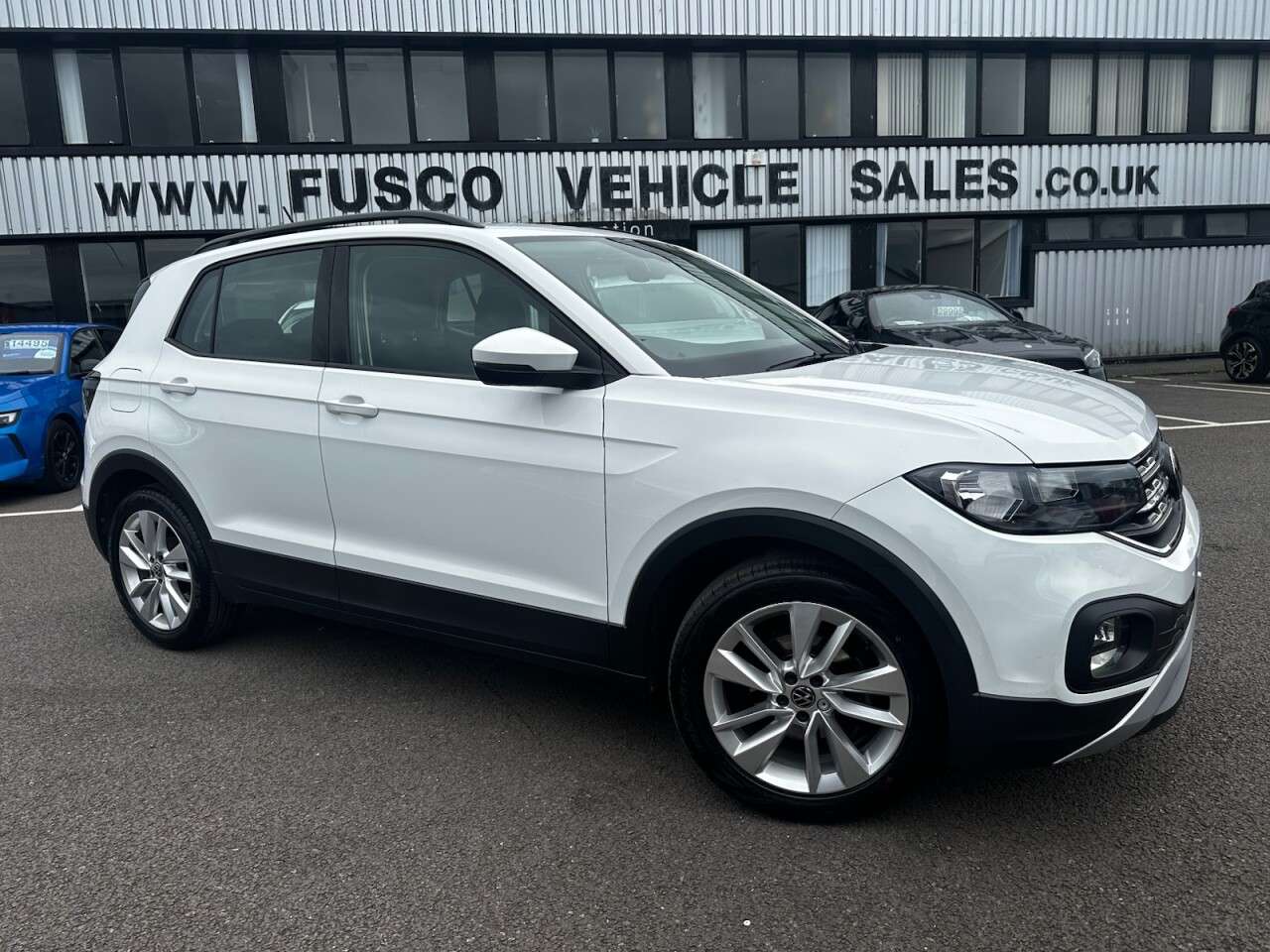 A 2022 VOLKSWAGEN T-CROSS 1.0 TSI SE SUV 5dr Petrol Manual Euro 6 (s/s) (110 ps) PARKING SENSORS, APP A 2022 VOLKSWAGEN T-CROSS 1.0 TSI SE SUV 5dr Petrol Manual Euro 6 (s/s) (110 ps) PARKING SENSORS, APP