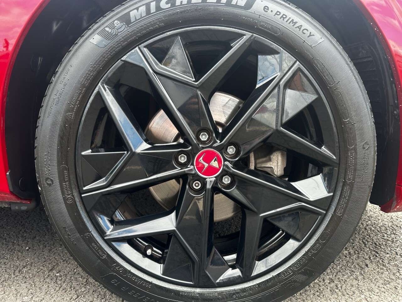 A 2024 DS AUTOMOBILES DS 4 1.2 PureTech Performance Line + Hatchback 5dr Petrol EAT8 Euro 6 (s/s) (130 A 2024 DS AUTOMOBILES DS 4 1.2 PureTech Performance Line + Hatchback 5dr Petrol EAT8 Euro 6 (s/s) (130