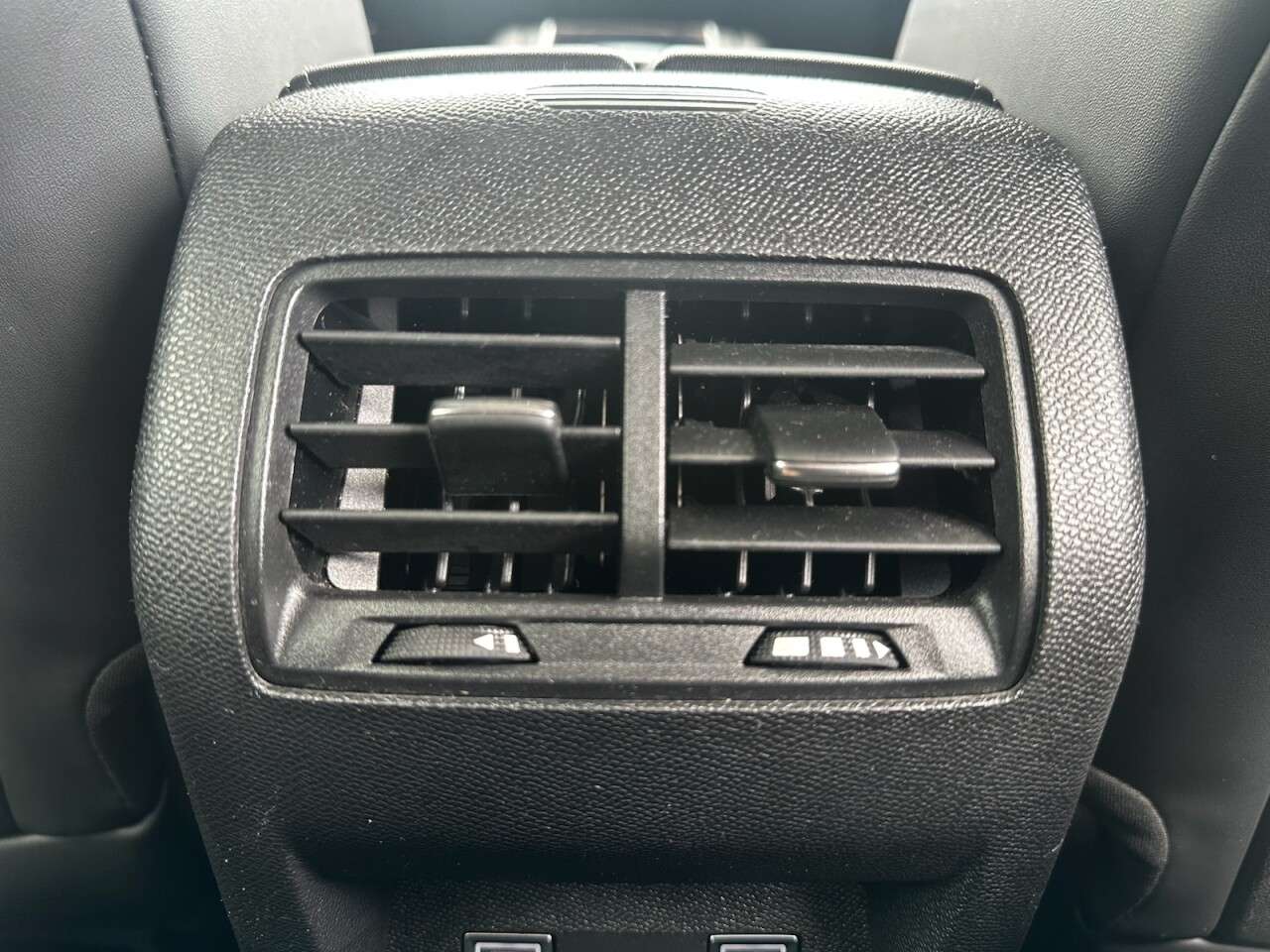 2024 DS AUTOMOBILES DS 4 2024 DS AUTOMOBILES DS 4