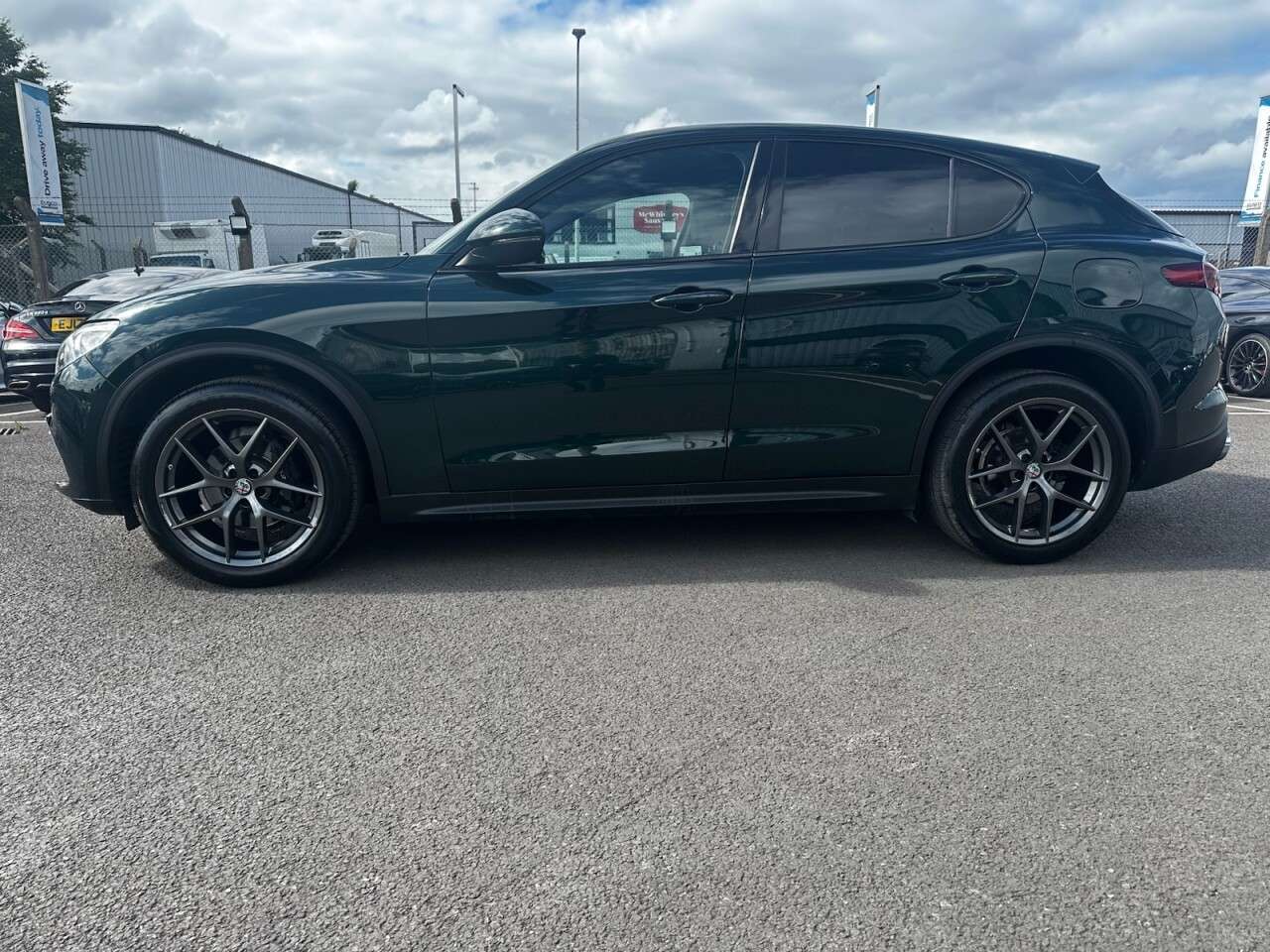 A 2019 ALFA ROMEO STELVIO 2.2 TD Milano Edizione SUV 5dr Diesel Auto Q4 AWD Euro 6 (s/s) (210 ps) LEA A 2019 ALFA ROMEO STELVIO 2.2 TD Milano Edizione SUV 5dr Diesel Auto Q4 AWD Euro 6 (s/s) (210 ps) LEA