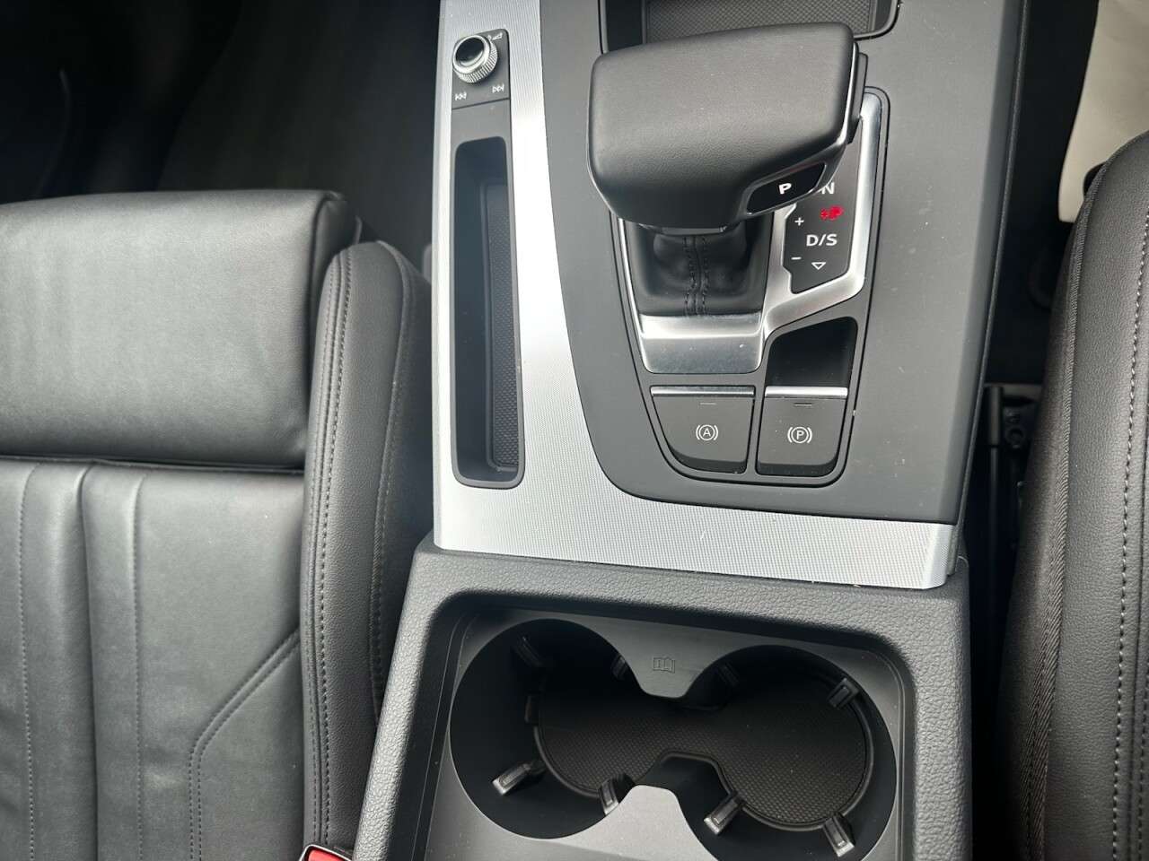 2022 AUDI Q5 2022 AUDI Q5