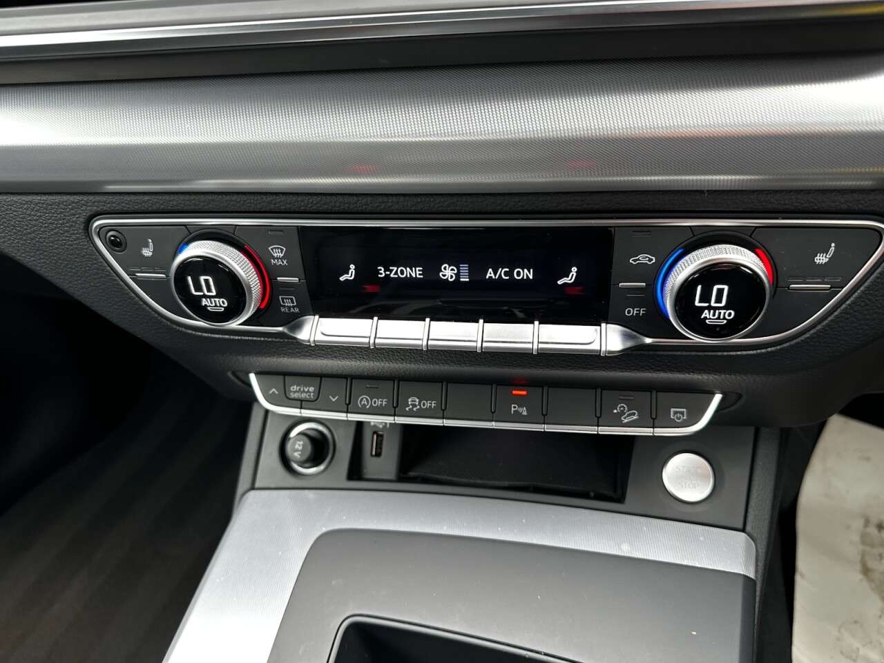 2022 AUDI Q5 2022 AUDI Q5