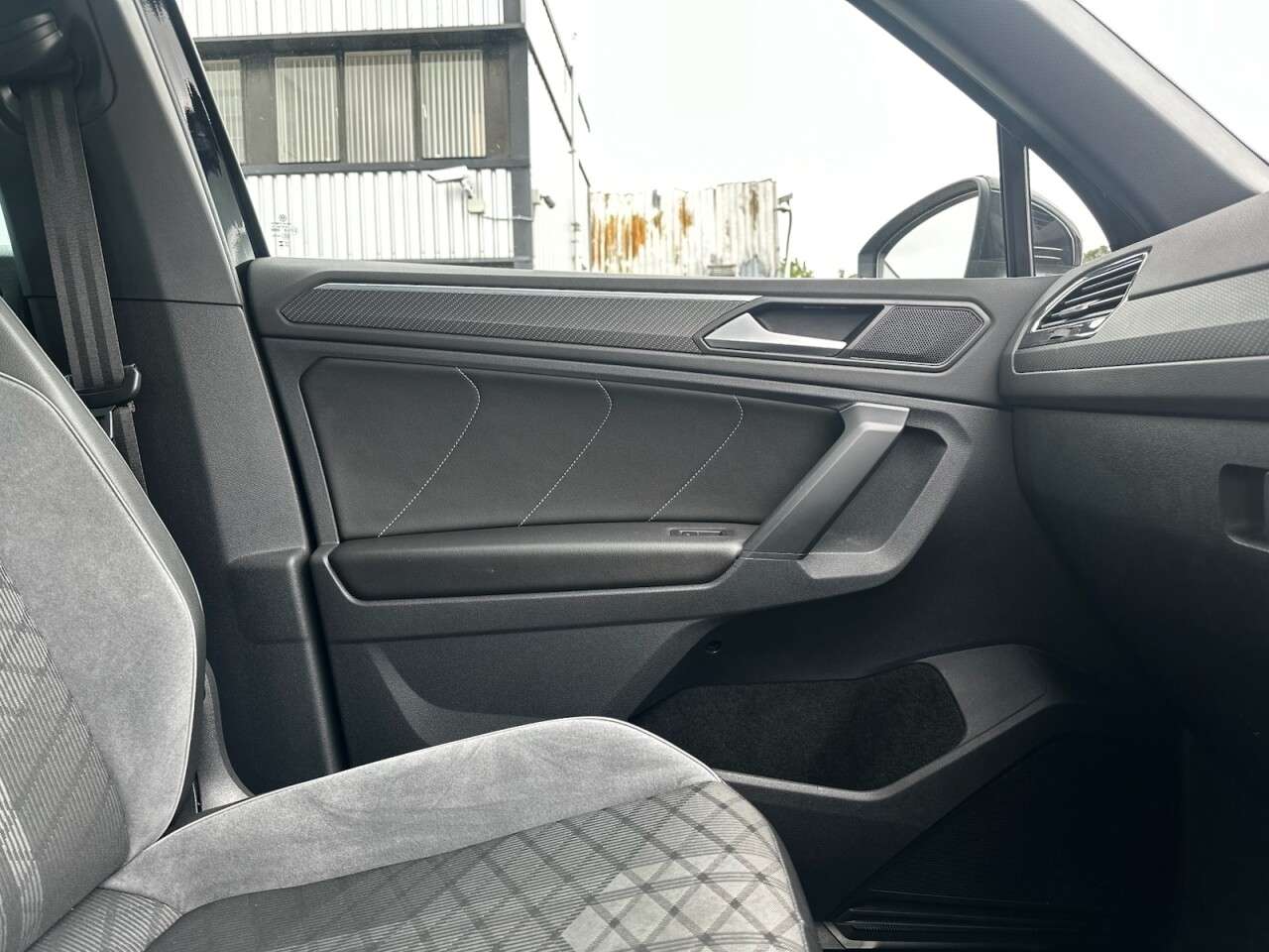 2023 VOLKSWAGEN TIGUAN 2023 VOLKSWAGEN TIGUAN
