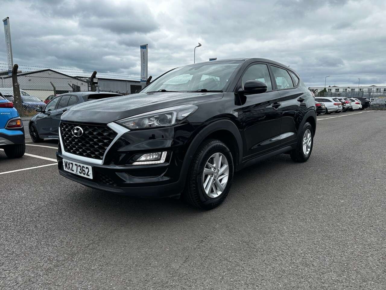 A 2019 HYUNDAI TUCSON 1.6 GDi S Connect SUV 5dr Petrol Manual Euro 6 (s/s) (132 ps) A 2019 HYUNDAI TUCSON 1.6 GDi S Connect SUV 5dr Petrol Manual Euro 6 (s/s) (132 ps)