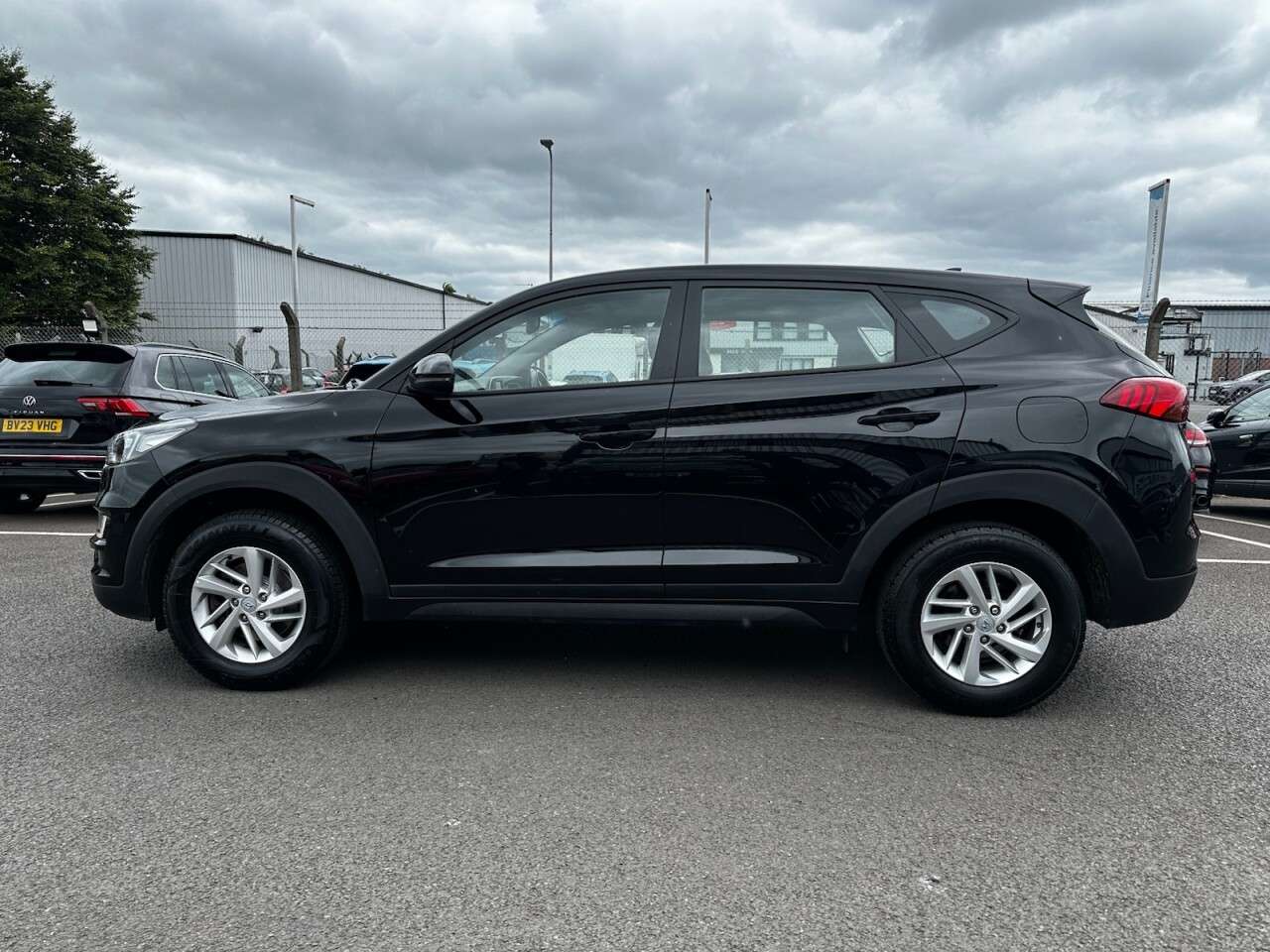 A 2019 HYUNDAI TUCSON 1.6 GDi S Connect SUV 5dr Petrol Manual Euro 6 (s/s) (132 ps) A 2019 HYUNDAI TUCSON 1.6 GDi S Connect SUV 5dr Petrol Manual Euro 6 (s/s) (132 ps)