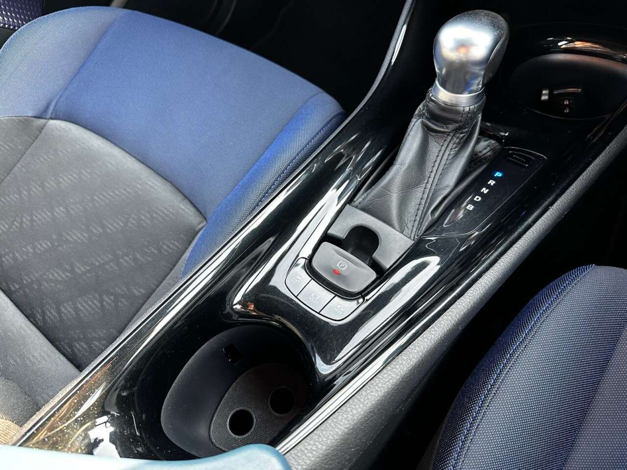 2017 TOYOTA C-HR 2017 TOYOTA C-HR