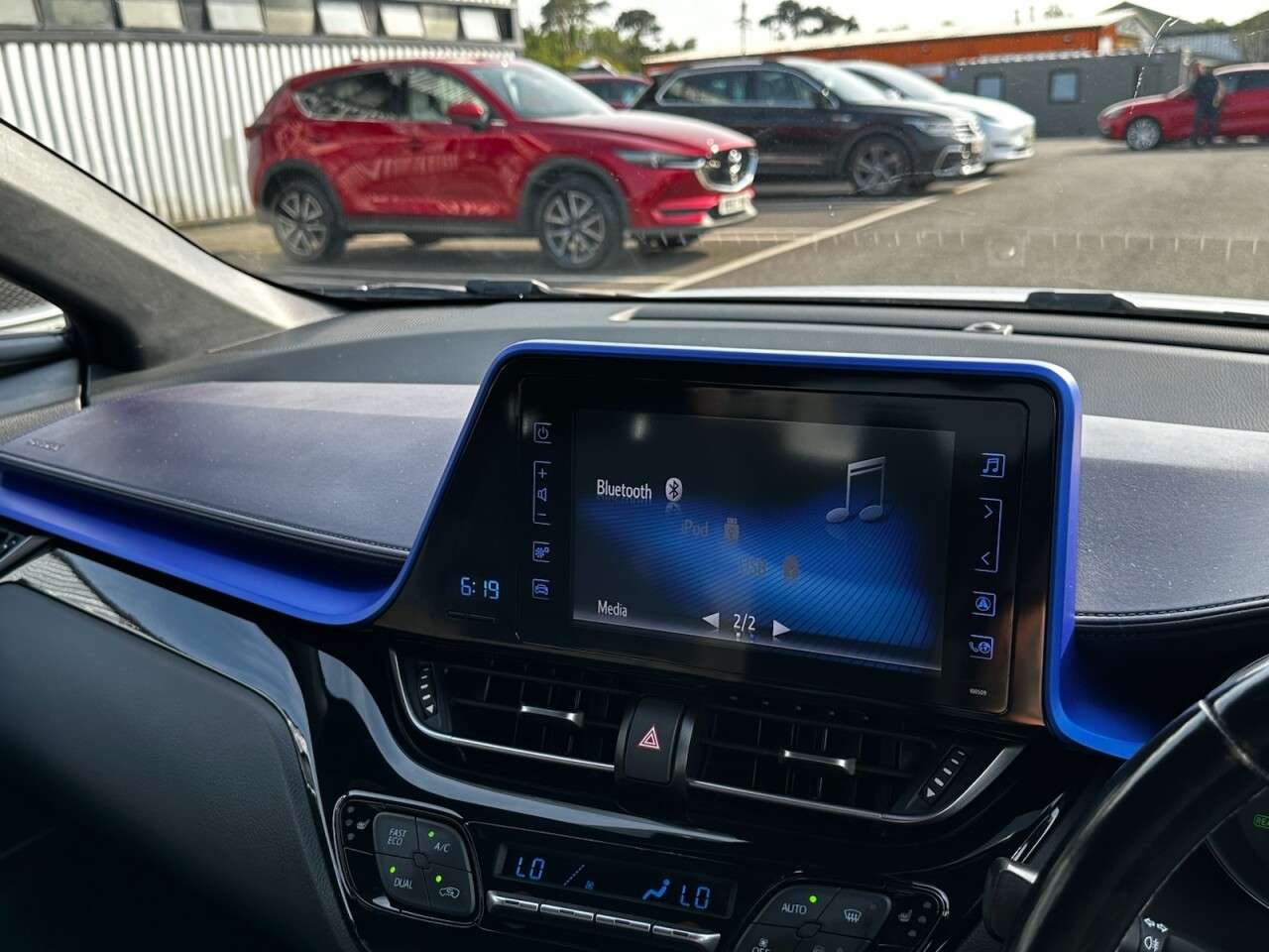 2017 TOYOTA C-HR 2017 TOYOTA C-HR