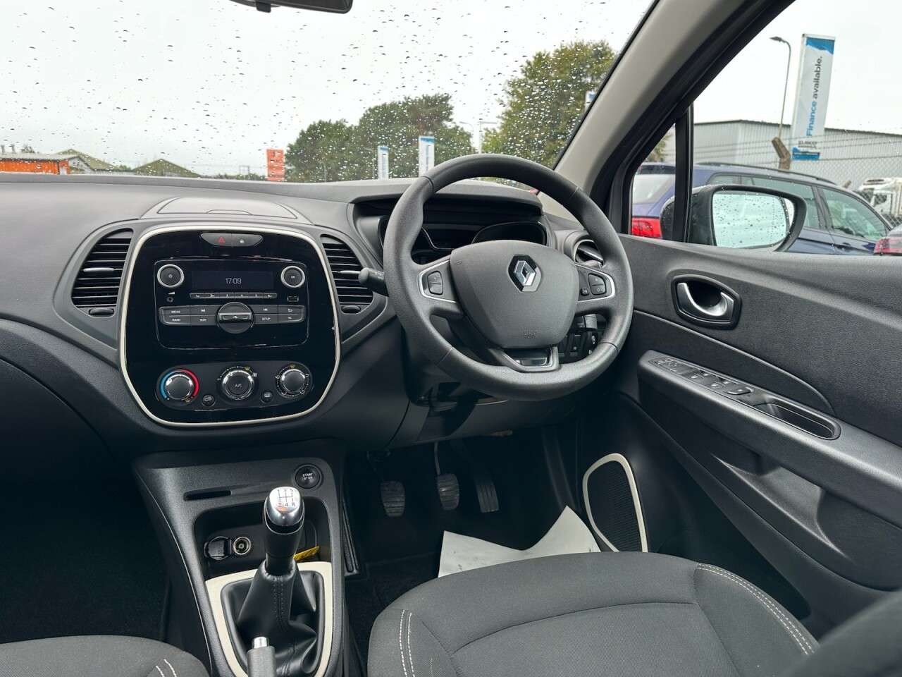 2018 RENAULT CAPTUR 2018 RENAULT CAPTUR
