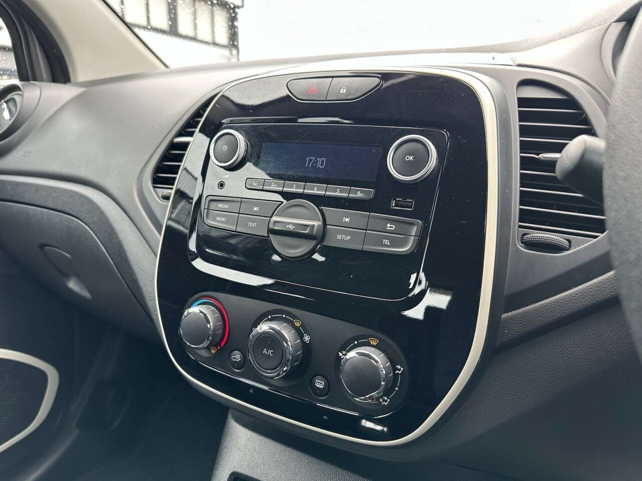 2018 RENAULT CAPTUR 2018 RENAULT CAPTUR