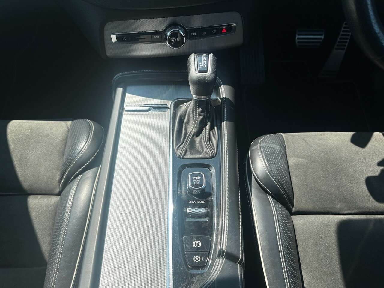 2017 VOLVO XC90 2017 VOLVO XC90