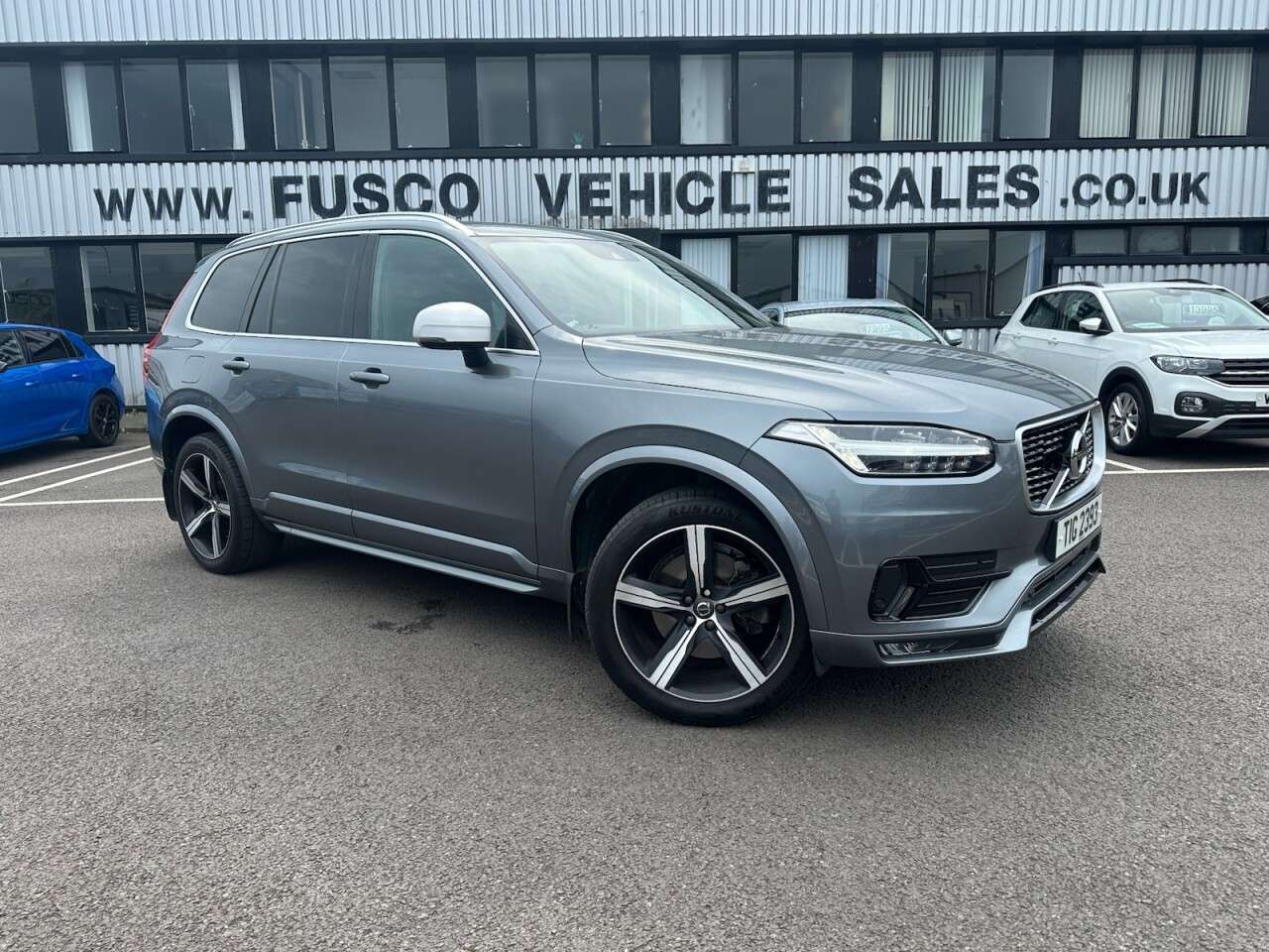 A 2017 VOLVO XC90 2.0 D5 PowerPulse R-Design SUV 5dr Diesel Auto 4WD Euro 6 (s/s) (235 ps) 7 A 2017 VOLVO XC90 2.0 D5 PowerPulse R-Design SUV 5dr Diesel Auto 4WD Euro 6 (s/s) (235 ps) 7