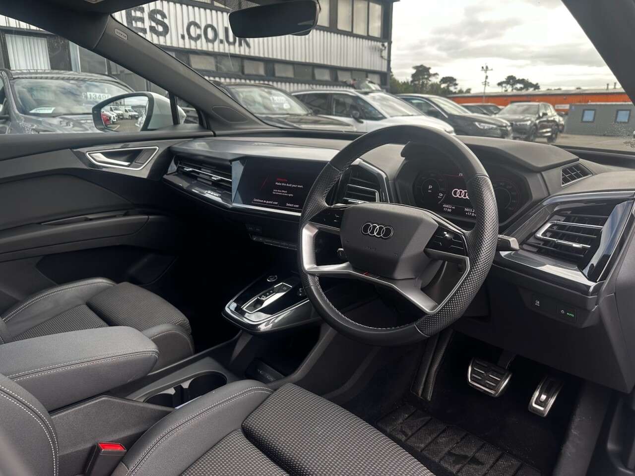 2023 AUDI Q4 E-TRON 2023 AUDI Q4 E-TRON