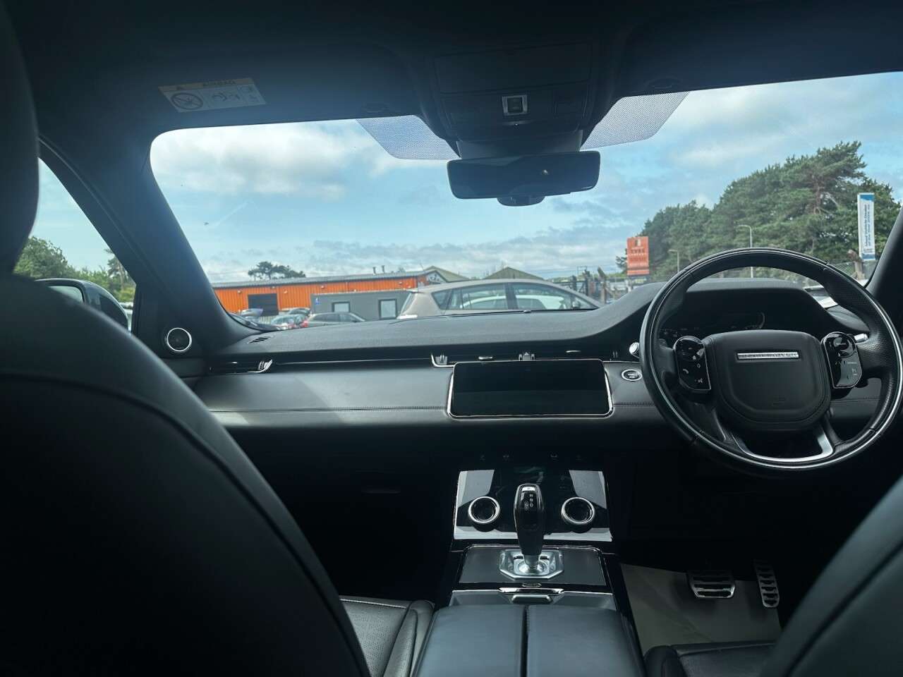 2020 LAND ROVER RANGE ROVER EVOQUE 2020 LAND ROVER RANGE ROVER EVOQUE