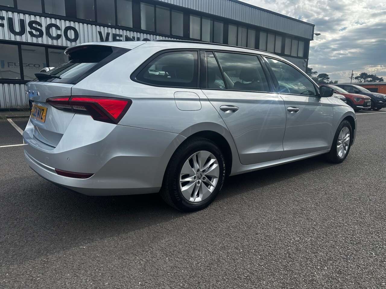 A 2021 SKODA OCTAVIA 1.0 TSI SE Technology Estate 5dr Petrol Manual Euro 6 (s/s) (110 ps) SAT NA A 2021 SKODA OCTAVIA 1.0 TSI SE Technology Estate 5dr Petrol Manual Euro 6 (s/s) (110 ps) SAT NA