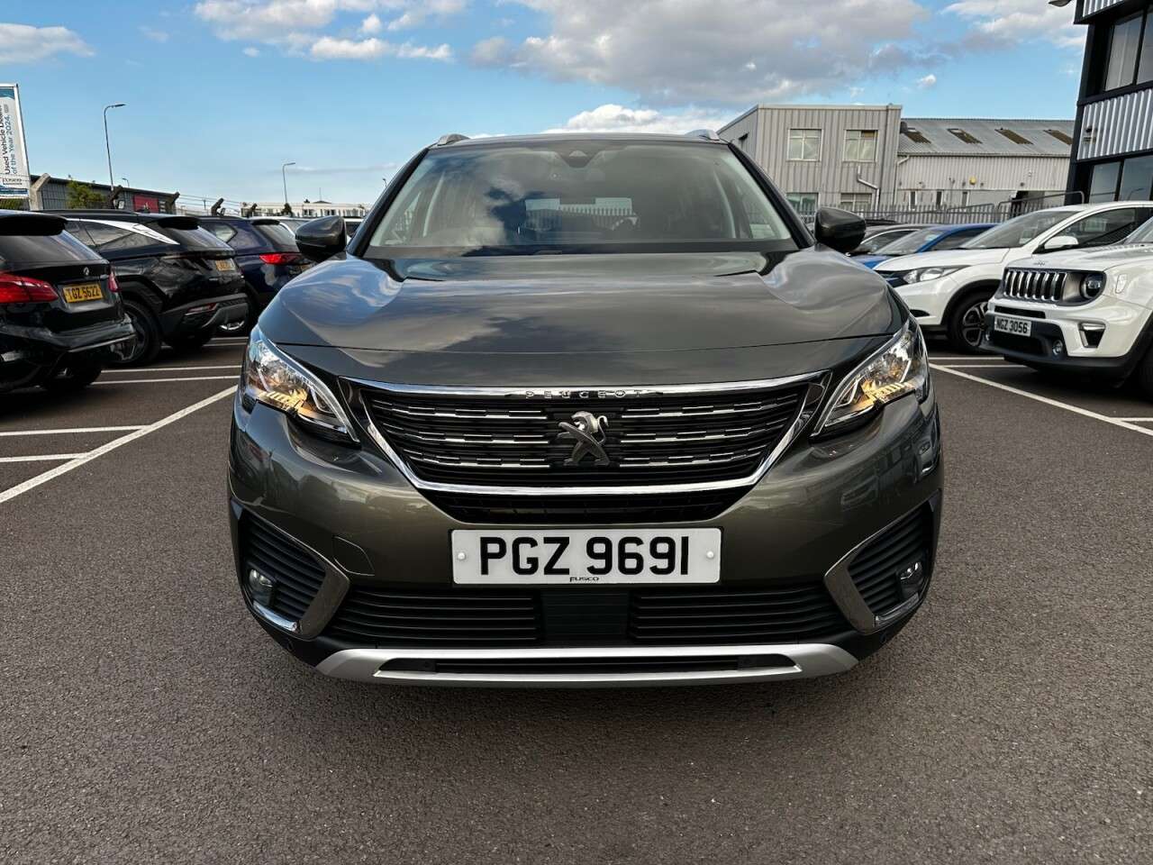 2018 PEUGEOT 5008 2018 PEUGEOT 5008