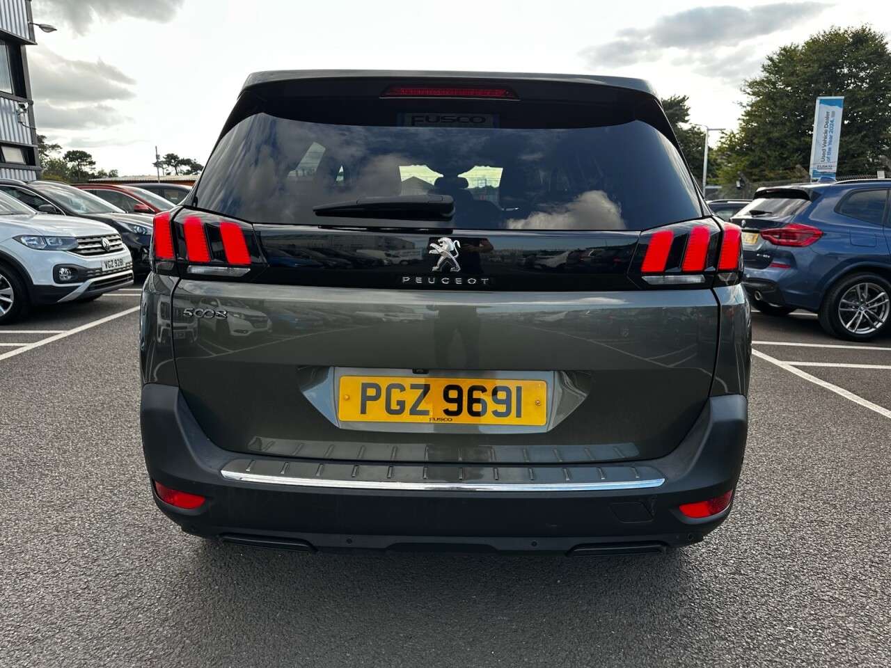 2018 PEUGEOT 5008 2018 PEUGEOT 5008