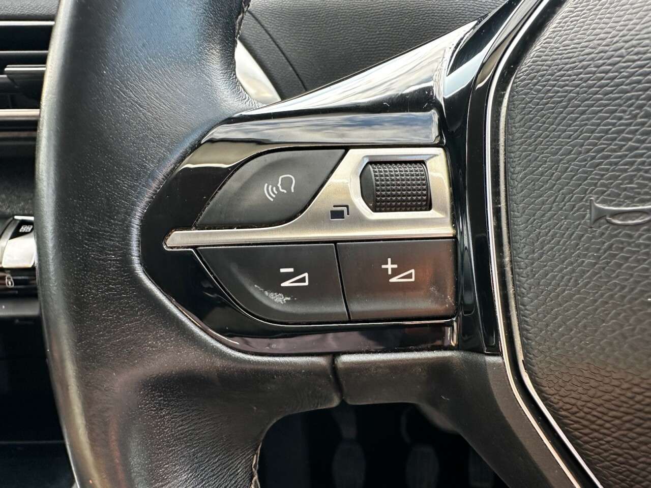 2018 PEUGEOT 5008 2018 PEUGEOT 5008
